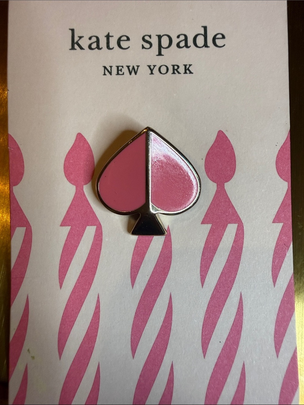 Kate Spade New York Pink Enamel Spade Pin Brooch NWT - Picture 2 of 3
